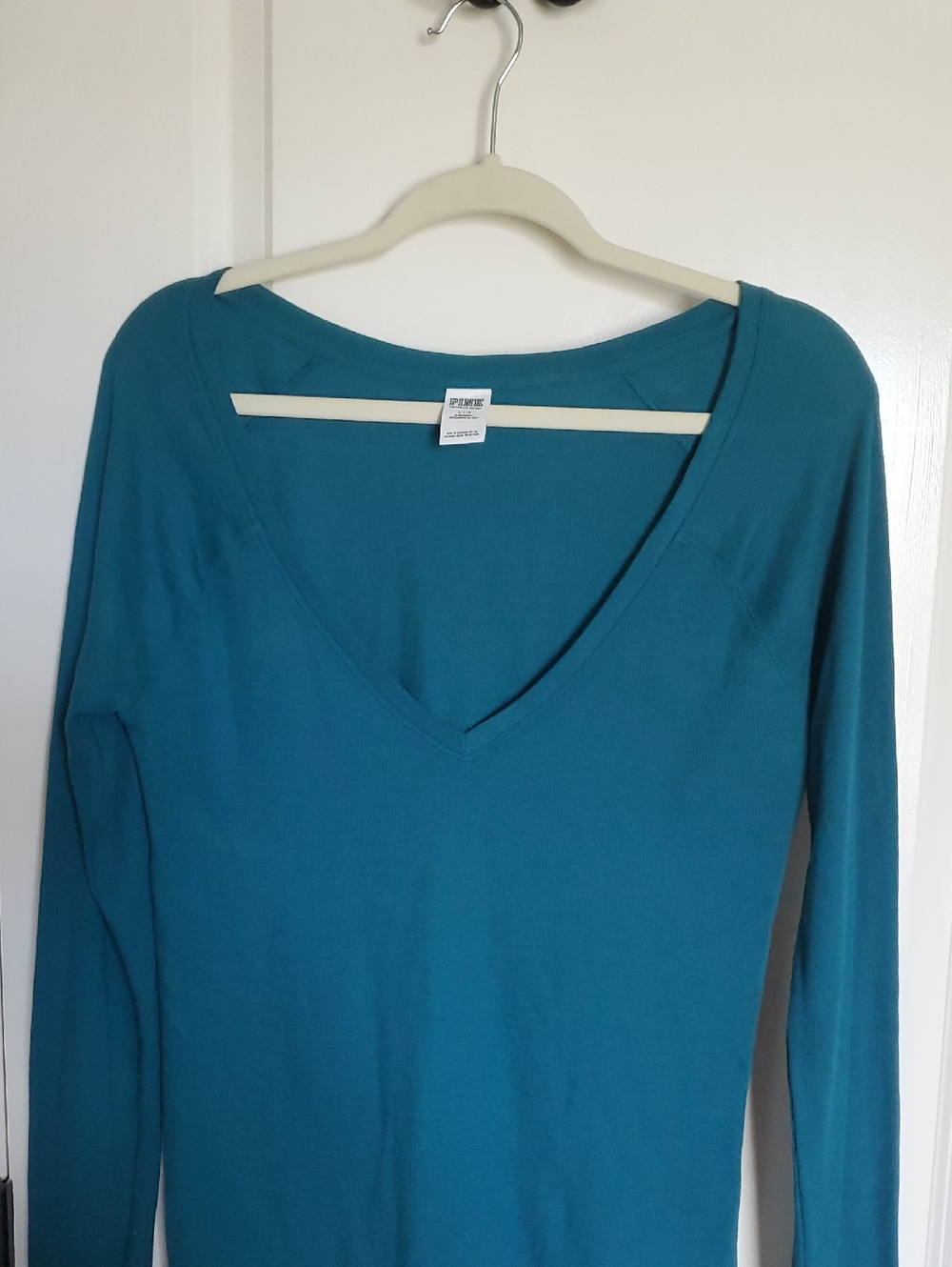 Women's Teal V-Neck Long Sleeve Top